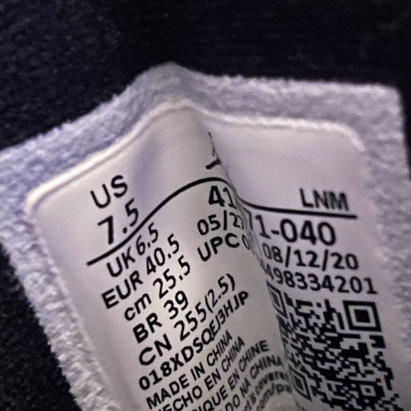 Jordan 13 “Hyper Royal”💙 - Picture 3 of 4